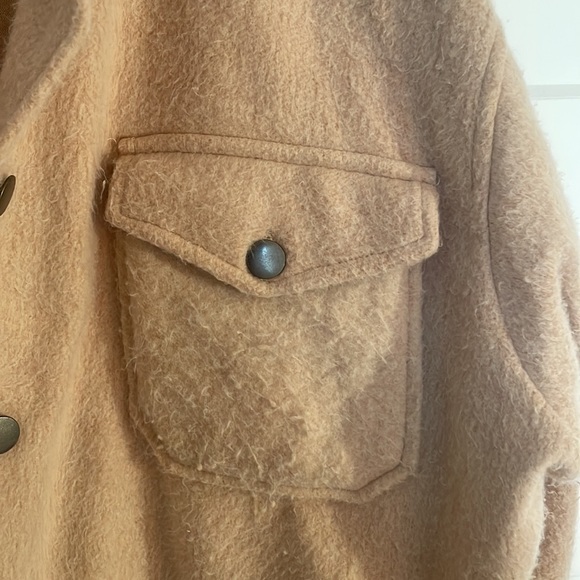 Pretty little thing shacket - Picture 2 of 5